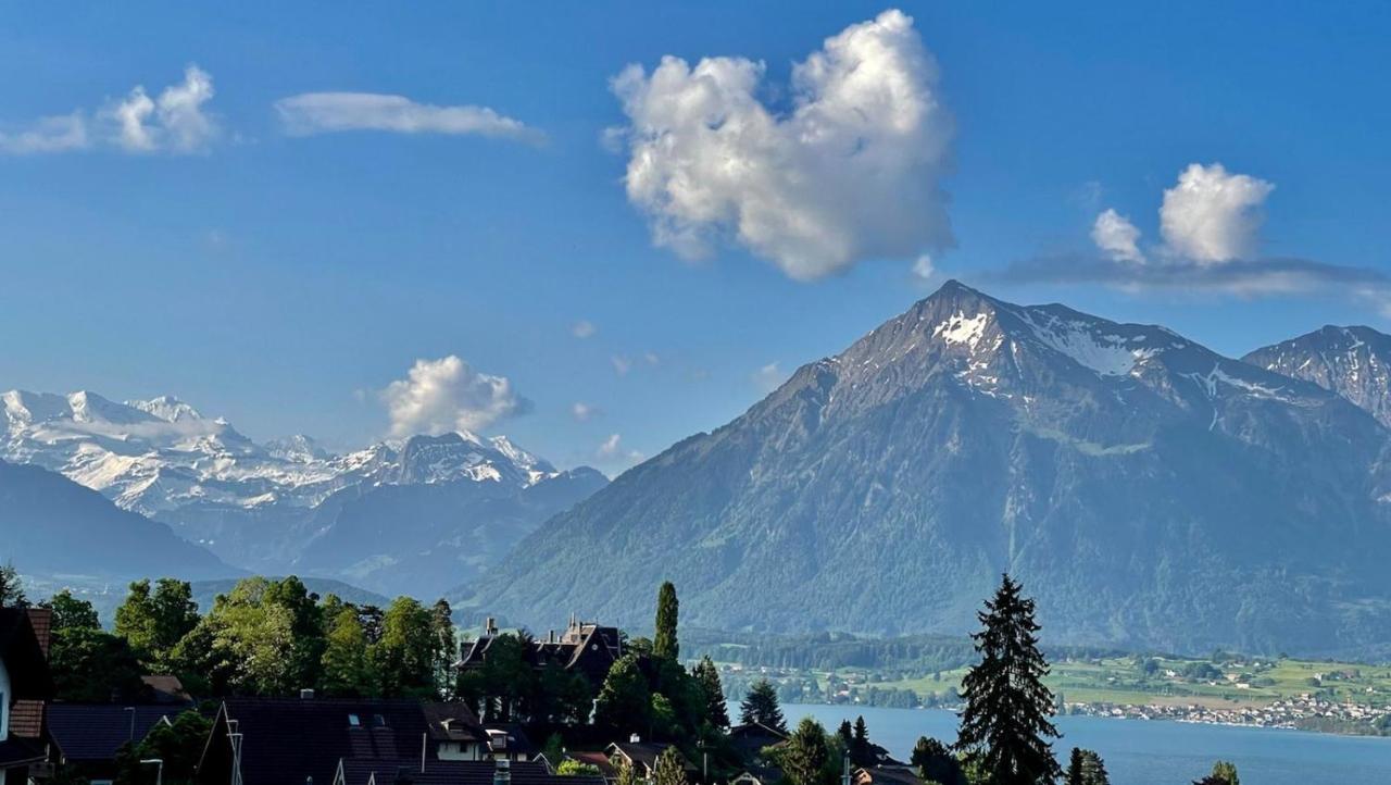 Schöne Ferienwohnung mit Seeblick Thun Exterior foto