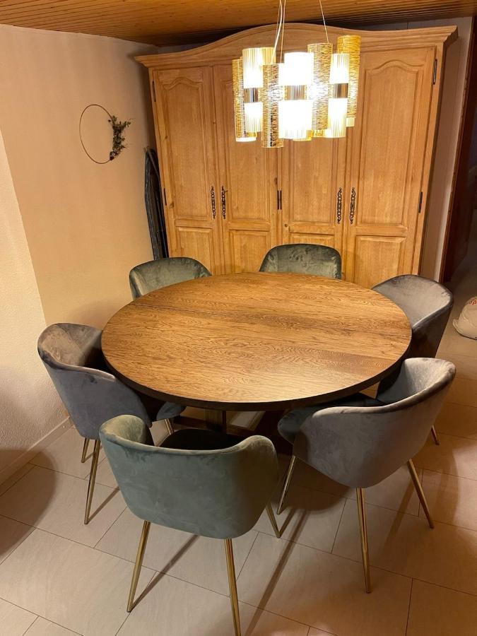 Schöne Ferienwohnung mit Seeblick Thun Exterior foto