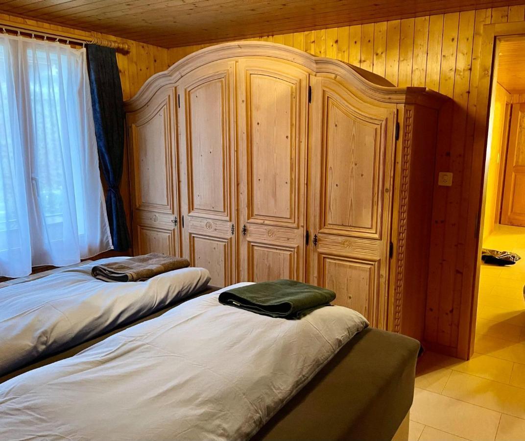 Schöne Ferienwohnung mit Seeblick Thun Exterior foto