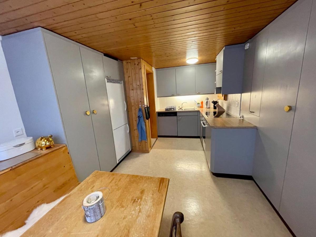 Schöne Ferienwohnung mit Seeblick Thun Exterior foto
