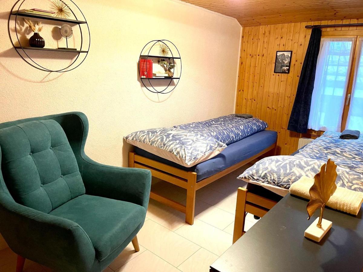 Schöne Ferienwohnung mit Seeblick Thun Exterior foto